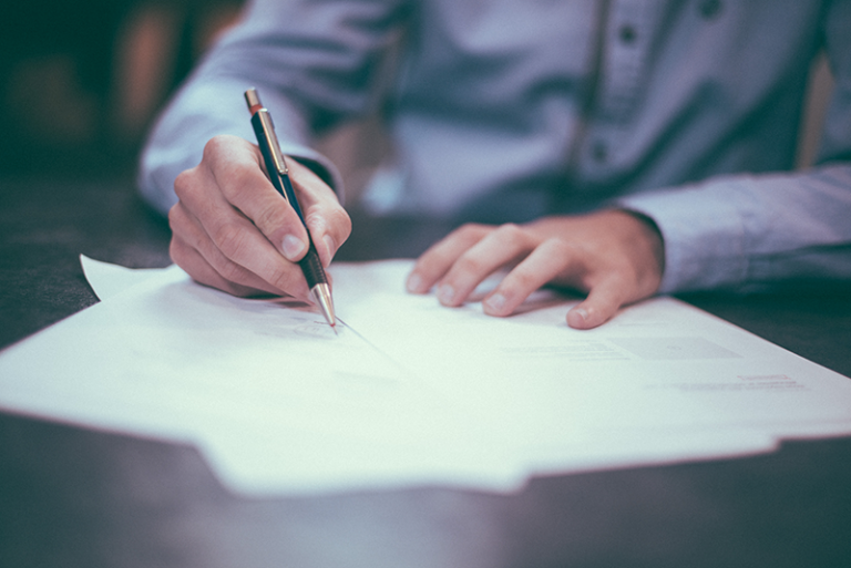 terminate a contract/agreement if our client enters in the insolvency procedure